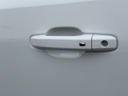 New 2026 GMC Canyon AT4 image 12