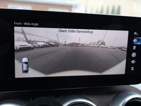 Used 2022 Mercedes-Benz GLC 300 image 33