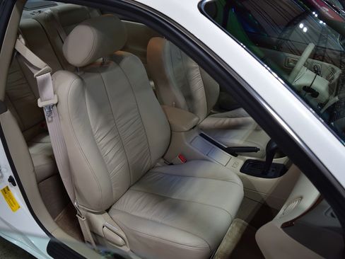 Used 1999 Toyota Solara SLE image 23
