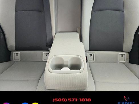 Used 2022 Toyota Corolla LE image 22