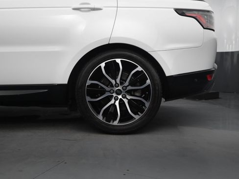 Used 2020 Land Rover Range Rover Sport HSE image 12