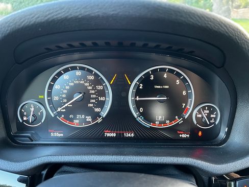 Used 2017 BMW X3 xDrive28i image 13