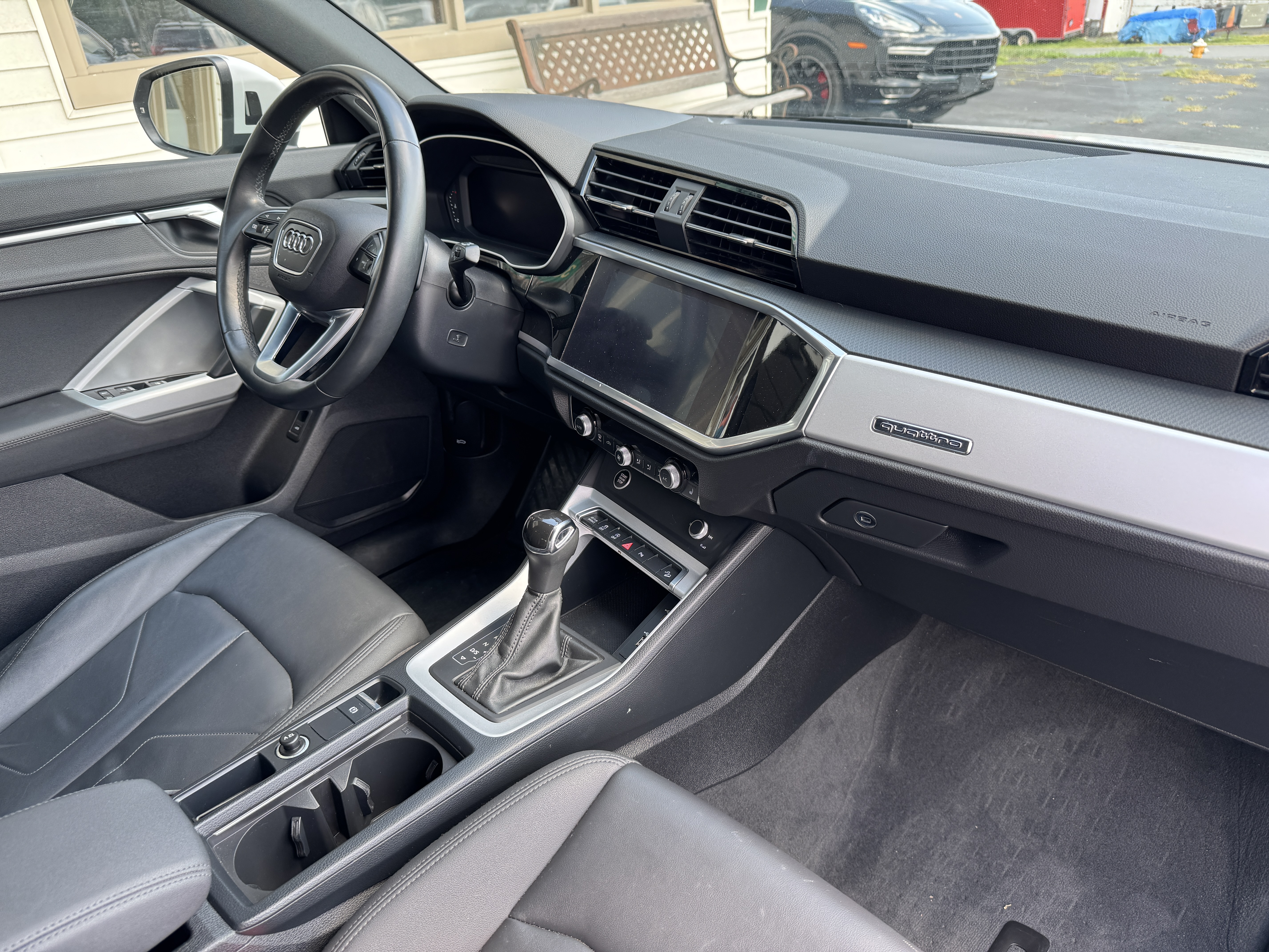 Used 2021 Audi Q3 quattro 2.0T Premium w/ S Line AWD/4WD image 13