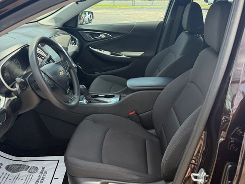 Used 2020 Chevrolet Malibu LS w/ 1LS FWD image 8