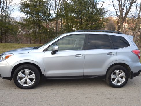 Used 2014 Subaru Forester 2.5i Limited image 1