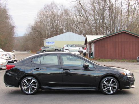 Used 2022 Subaru Impreza 2.0i Sport image 18