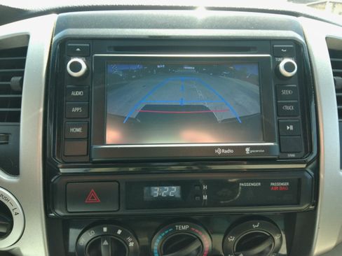 Used 2014 Toyota Tacoma SR5 image 51