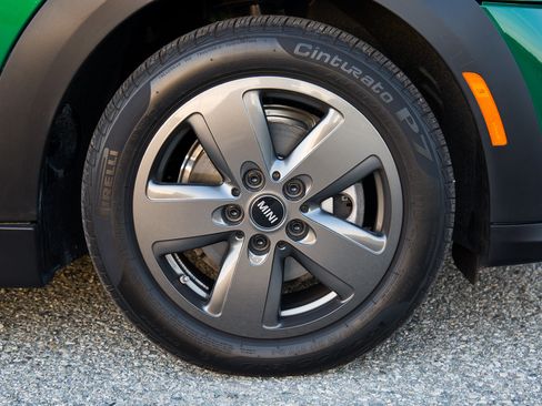 Used 2023 MINI Cooper image 9