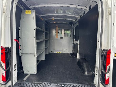 Used 2015 Ford Transit 250 148 Medium Roof RWD image 10