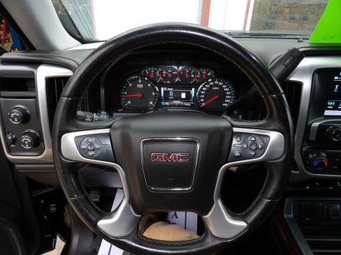 Used 2017 GMC Sierra 1500 SLT image 9