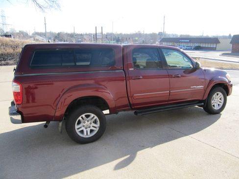 Used 2006 Toyota Tundra Darrell Waltrip Edition image 7