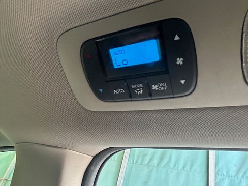 Used 2013 Honda Odyssey Touring Elite image 30