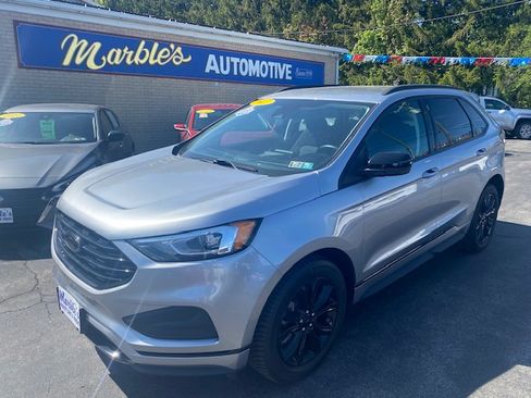 Used 2022 Ford Edge AWD SE image 1