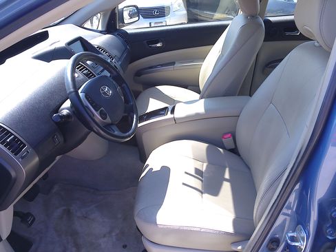 Used 2007 Toyota Prius w/ Package 6 FWD image 7