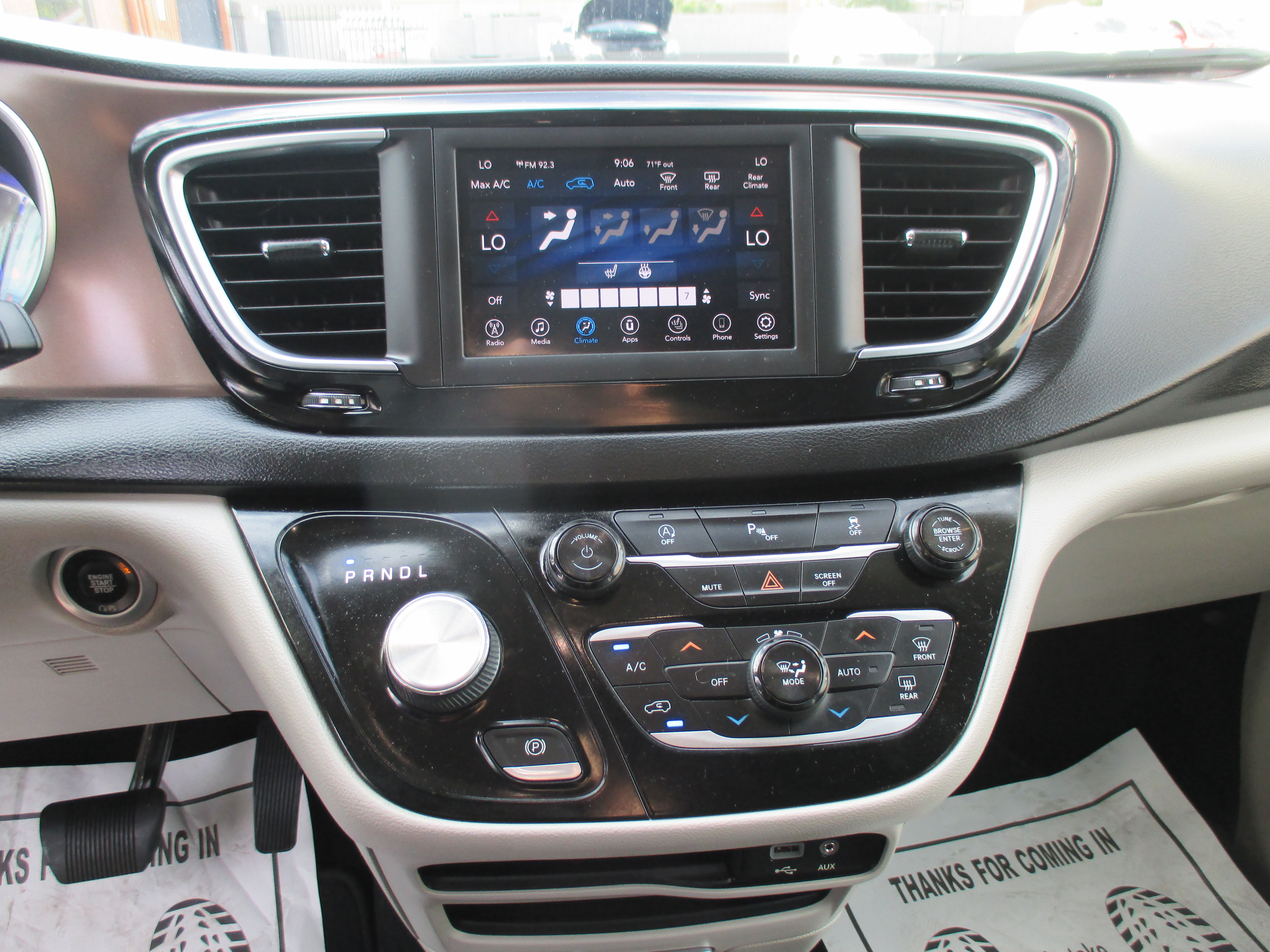 Used 2019 Chrysler Pacifica Touring-L FWD image 5