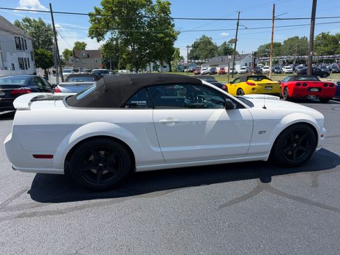 Used 2007 Ford Mustang GT Premium Convertible RWD image 25