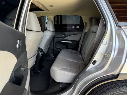Used 2016 Honda CR-V EX-L image 17