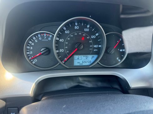 Used 2016 Toyota RAV4 AWD LE image 20