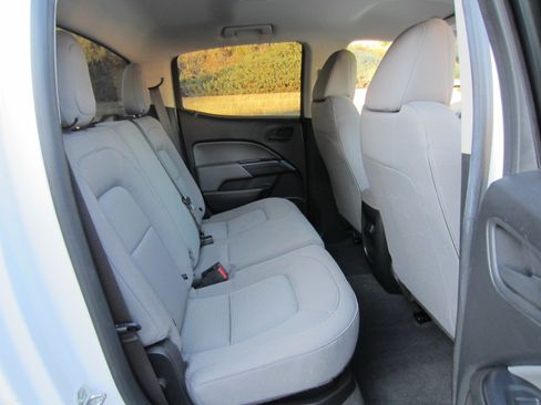 Used 2021 Chevrolet Colorado LS image 12