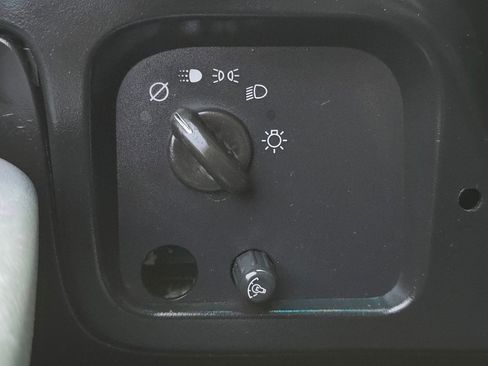 Used 2007 Chevrolet Express 3500 image 12