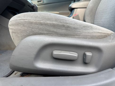 Used 2003 Toyota Camry LE image 19