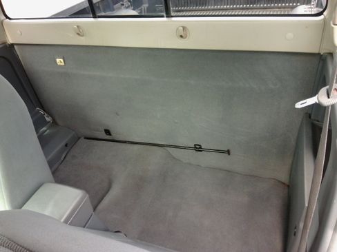 Used 2004 Nissan Frontier XE image 26