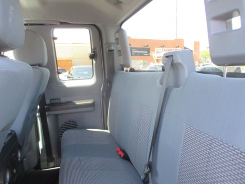 Used 2016 Ford F250 2WD SuperCab Super Duty image 10