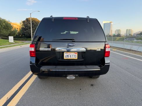 Used 2010 Ford Expedition Limited image 4