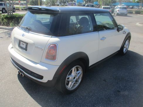Used 2007 MINI Cooper S image 6