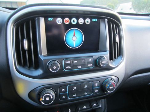 Used 2019 Chevrolet Colorado LT image 11