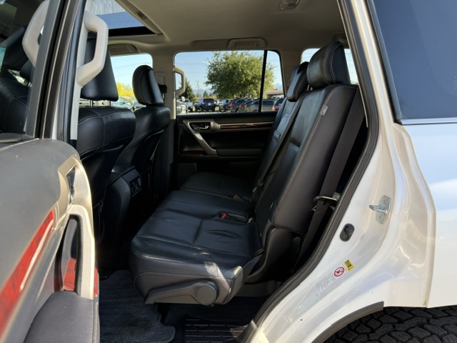 Used 2011 Lexus GX 460 GX 460 Luxury Sport Utility 4D AWD/4WD image 18