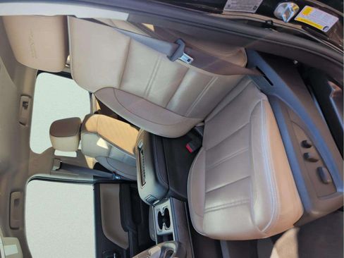 Used 2017 GMC Sierra 3500 Denali image 9