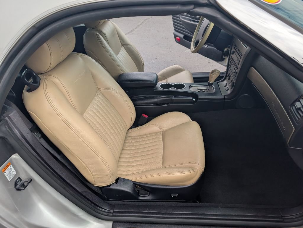 Used 2004 Ford Thunderbird Deluxe RWD image 8