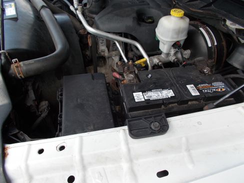 Used 2015 RAM 1500 4x4 Regular Cab ST image 23