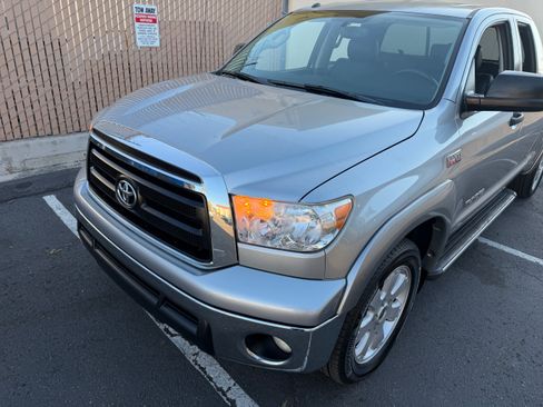 Used 2011 Toyota Tundra 4x4 Double Cab image 12
