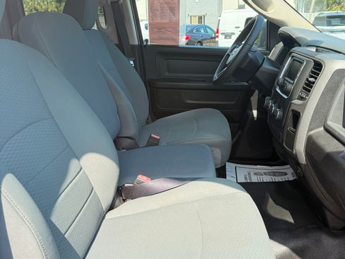 Used 2018 RAM 1500 2WD Quad Cab ST image 19
