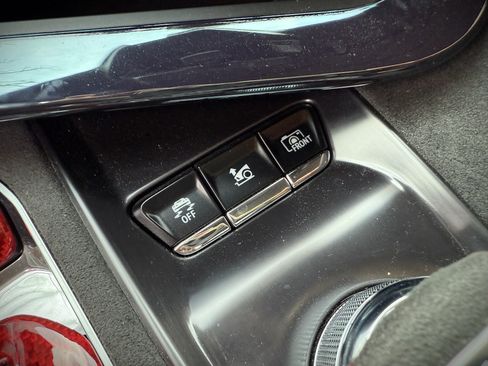 Used 2023 Chevrolet Corvette Premium Conv w/ 3LT image 39