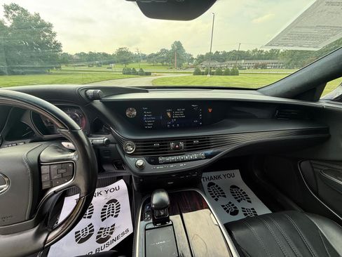 Used 2018 Lexus LS 500 AWD image 11