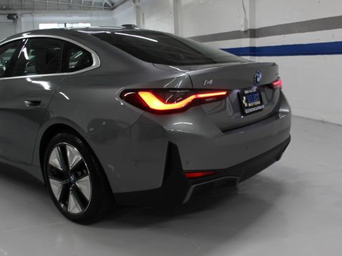 Used 2023 BMW i4 eDrive35 image 10