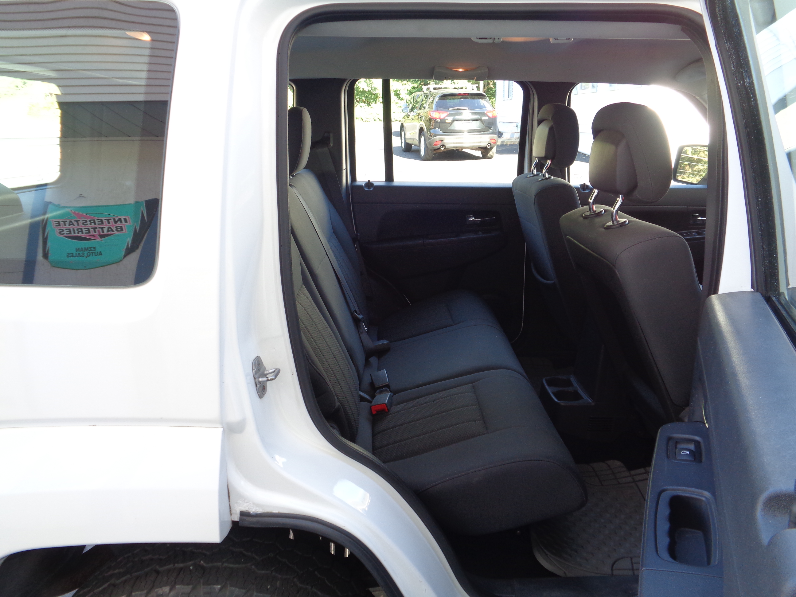 Used 2012 Jeep Liberty 4WD Sport image 8