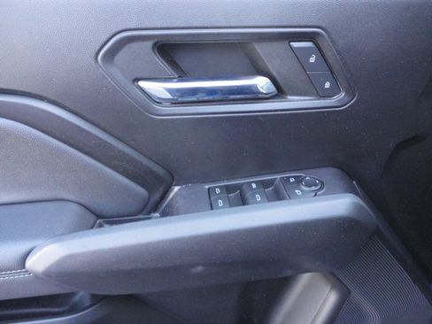 Used 2023 Chevrolet Colorado LT image 19