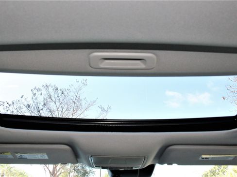 Used 2018 Acura RDX image 25