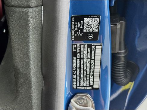 New 2026 Porsche Taycan 4S image 36