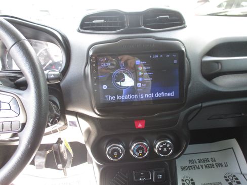Used 2016 Jeep Renegade FWD Sport image 10