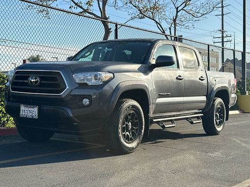 Used 2021 Toyota Tacoma SR5 image 10