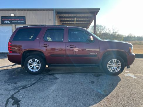 Used 2008 Chevrolet Tahoe LT image 2