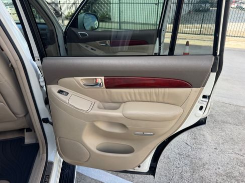 Used 2008 Lexus GX 470 image 22