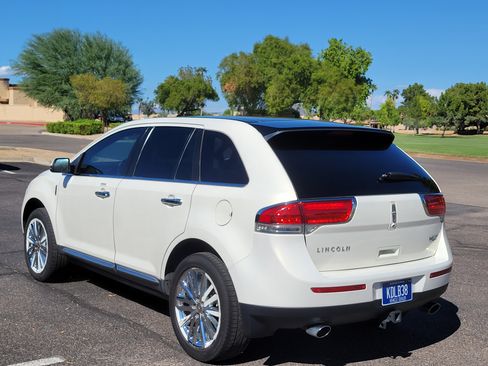 Used 2013 Lincoln MKX image 6