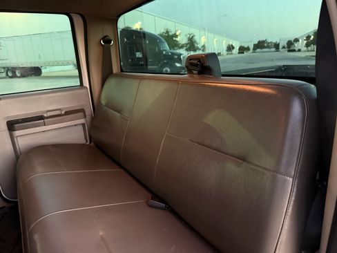 Used 2009 Ford F250 XL image 85
