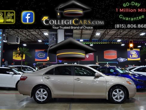 Used 2009 Toyota Camry LE image 5